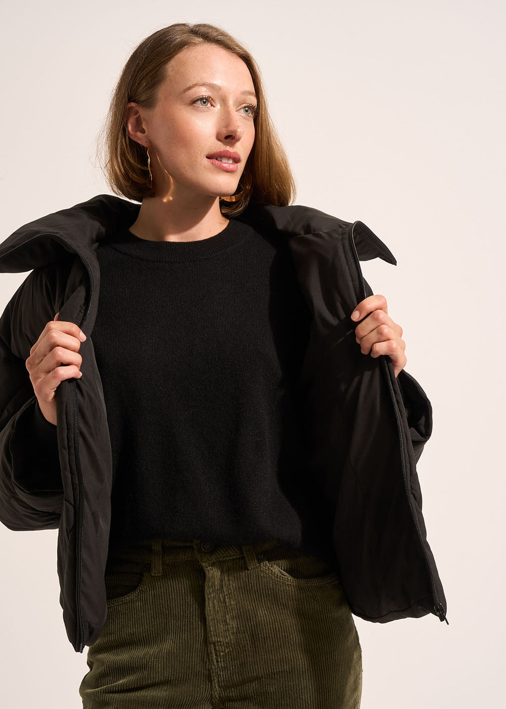 Loose-fitting quilted diamond-patterned jacket with a large collar - Sud Express - 5 - Sud Express