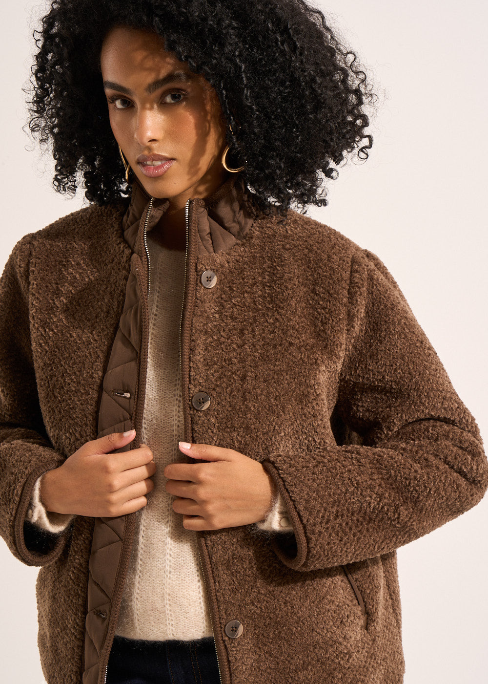 Short faux fur jacket with quilted collar - Sud Express - 5 - Sud Express