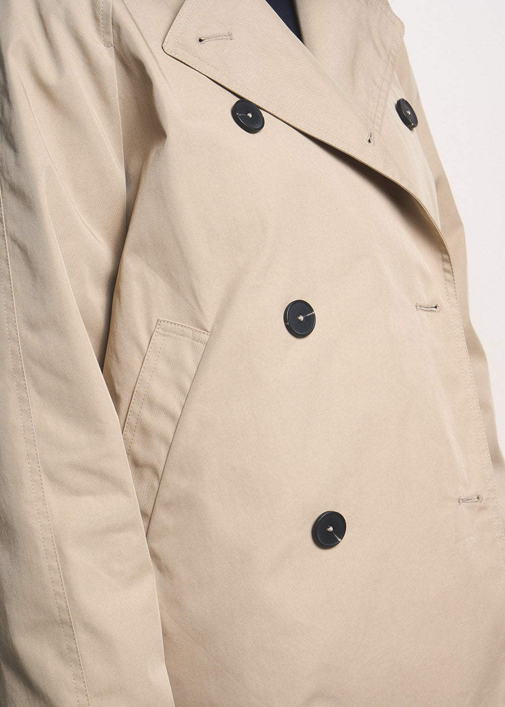 VOSTYLA Water-repellent trench coat with raglan sleeves - 4 - Sud Express - Sud Express