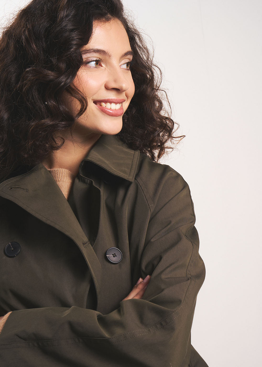 VOSTYLA Water-repellent trench coat with raglan sleeves - 4 - Sud Express - Sud Express