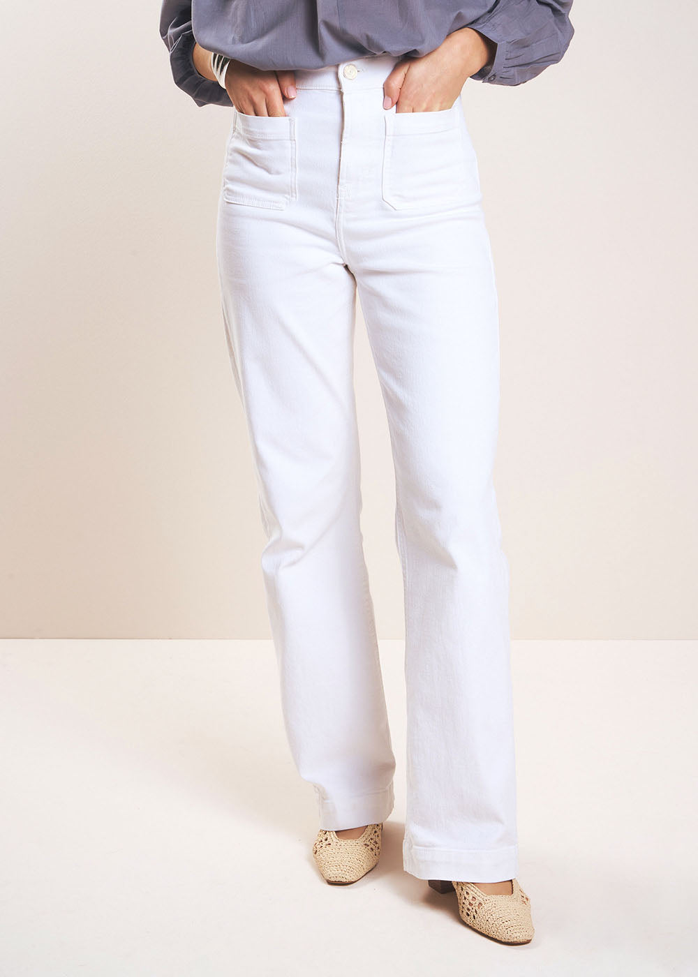 Wide-leg jeans with cuffs and high waist - Sud Express - 2 - Sud Express