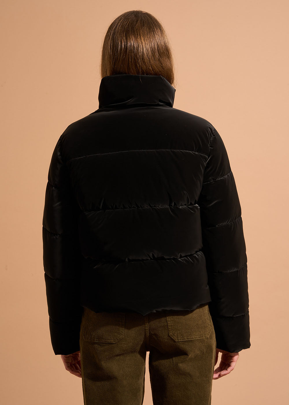 DASTYA Short fitted down jacket with velvet effect and high collar - 3 - Sud Express - Sud Express