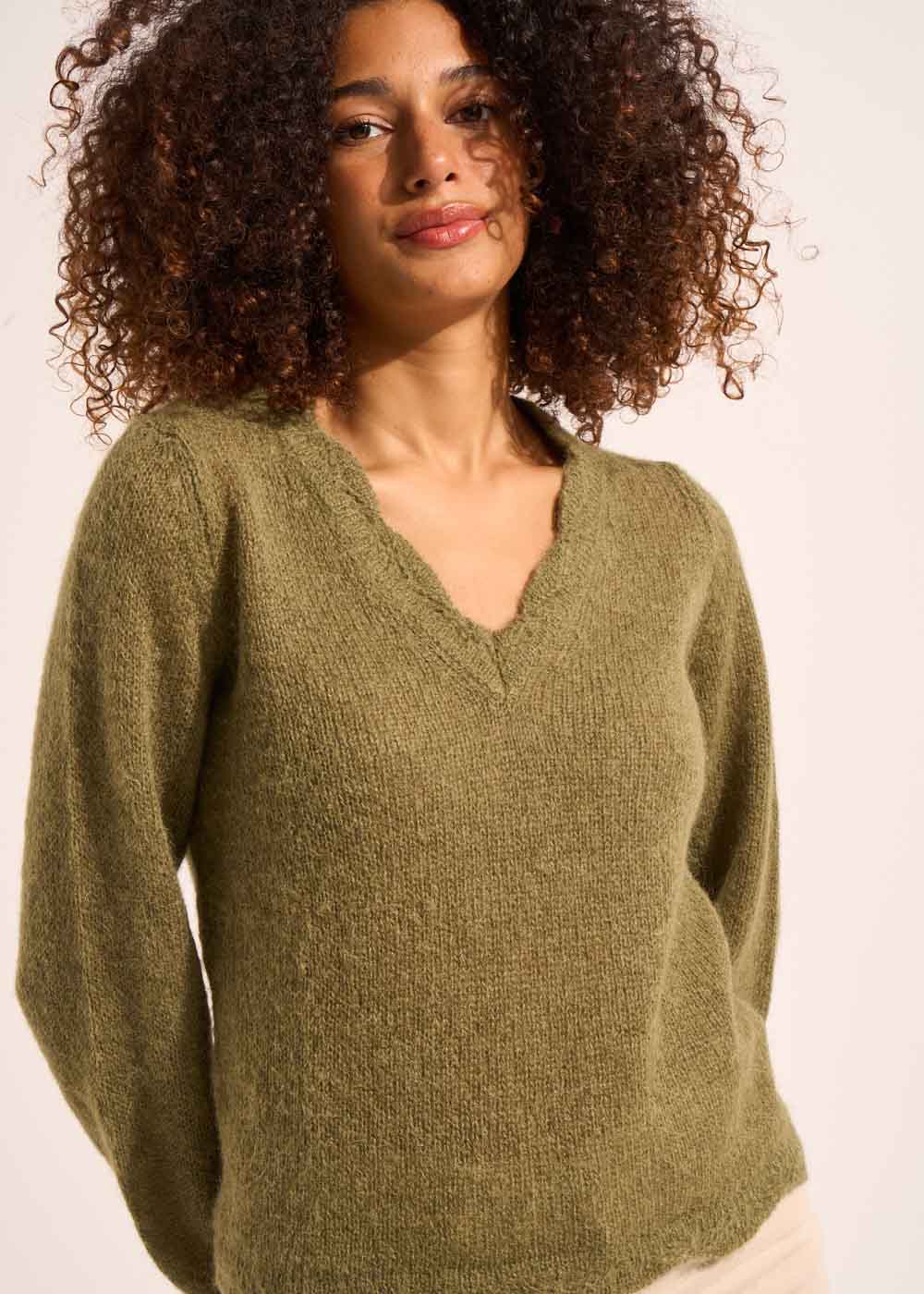 MARFY V-neck sweater with crochet details - 1 - Sud Express - Sud Express