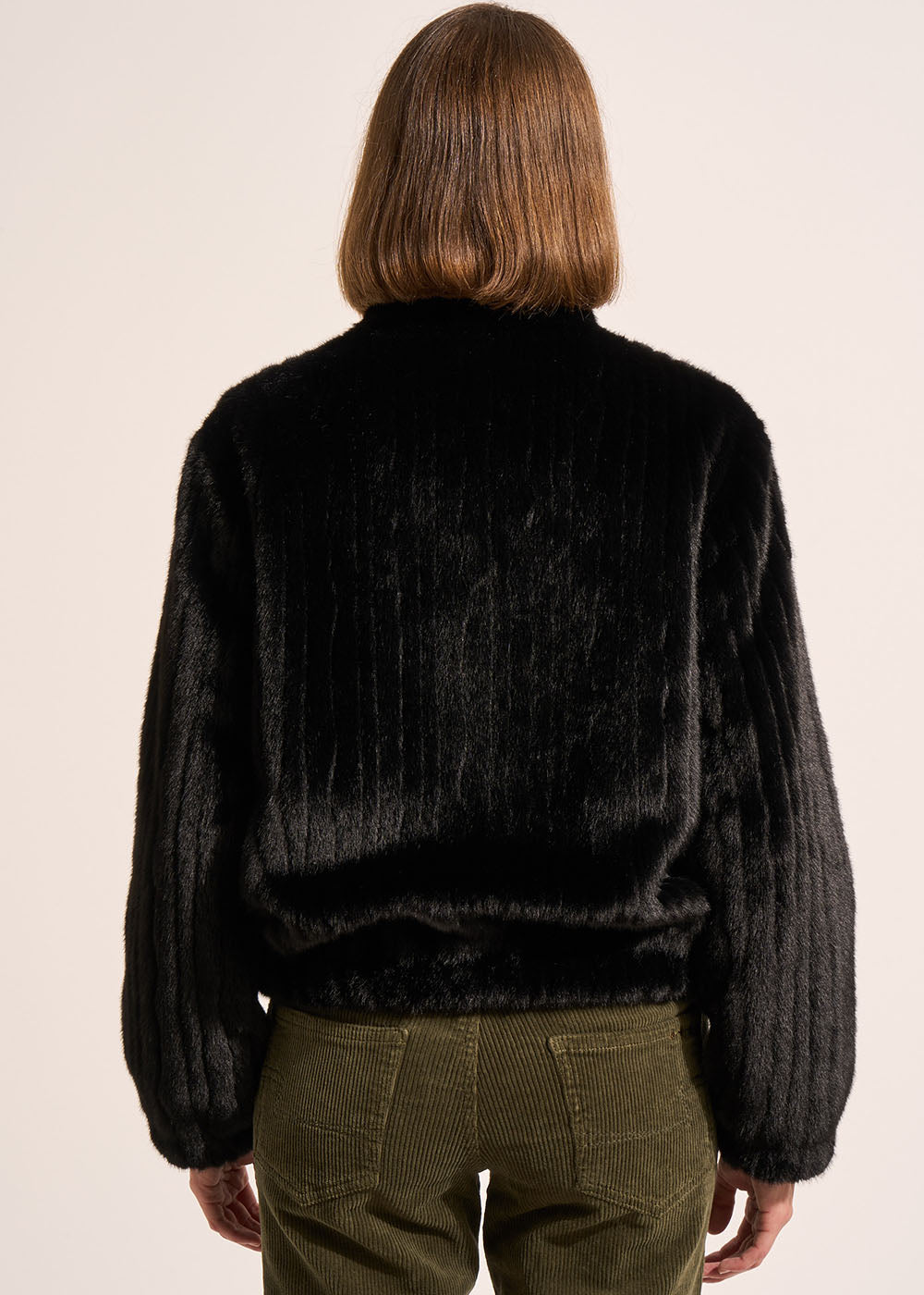 MATHILDE Short faux fur coat with stand-up collar - 3 - Sud Express - Sud Express