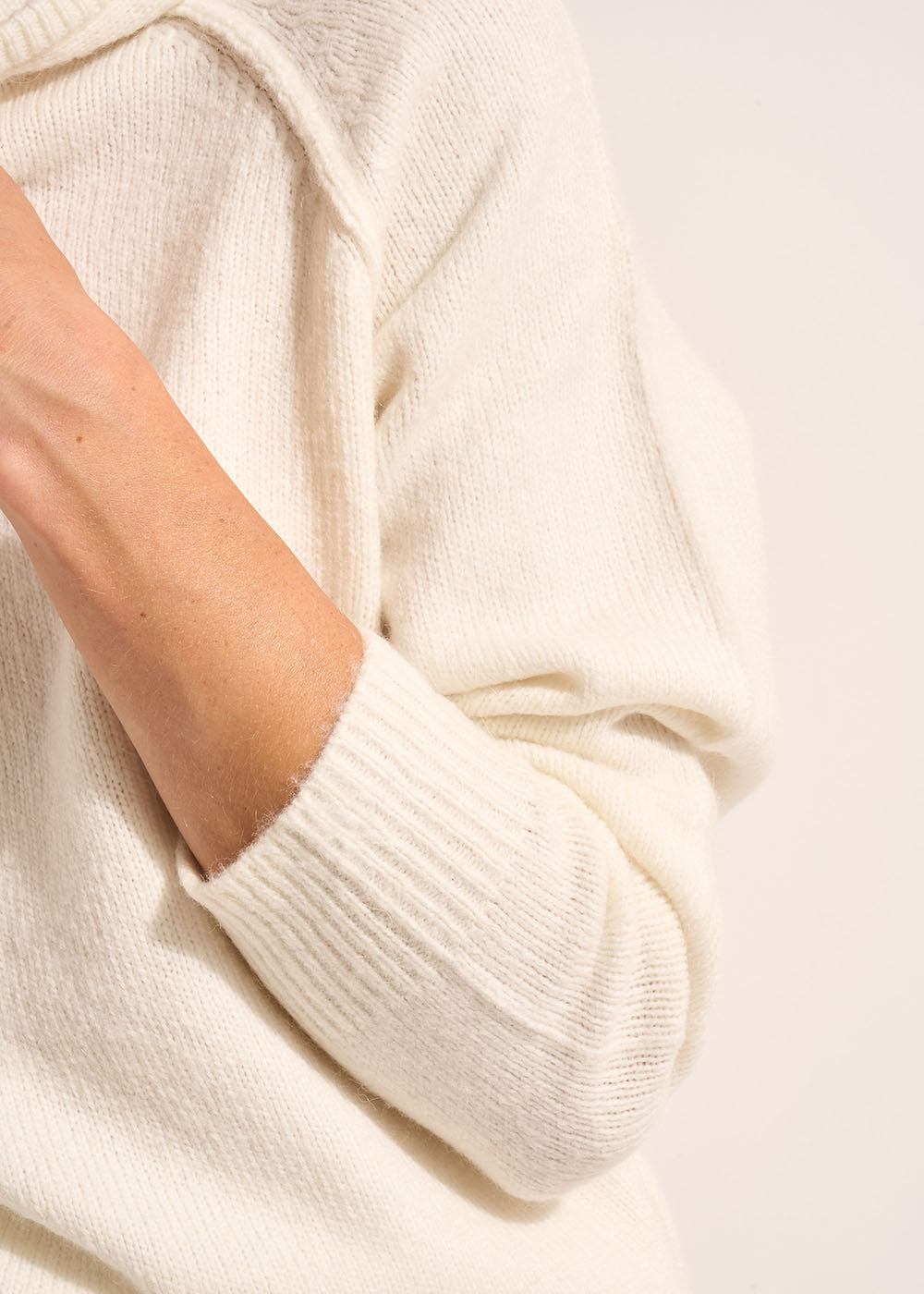 MASHA Thick knit hooded sweatshirt - 4 - Sud Express - Sud Express