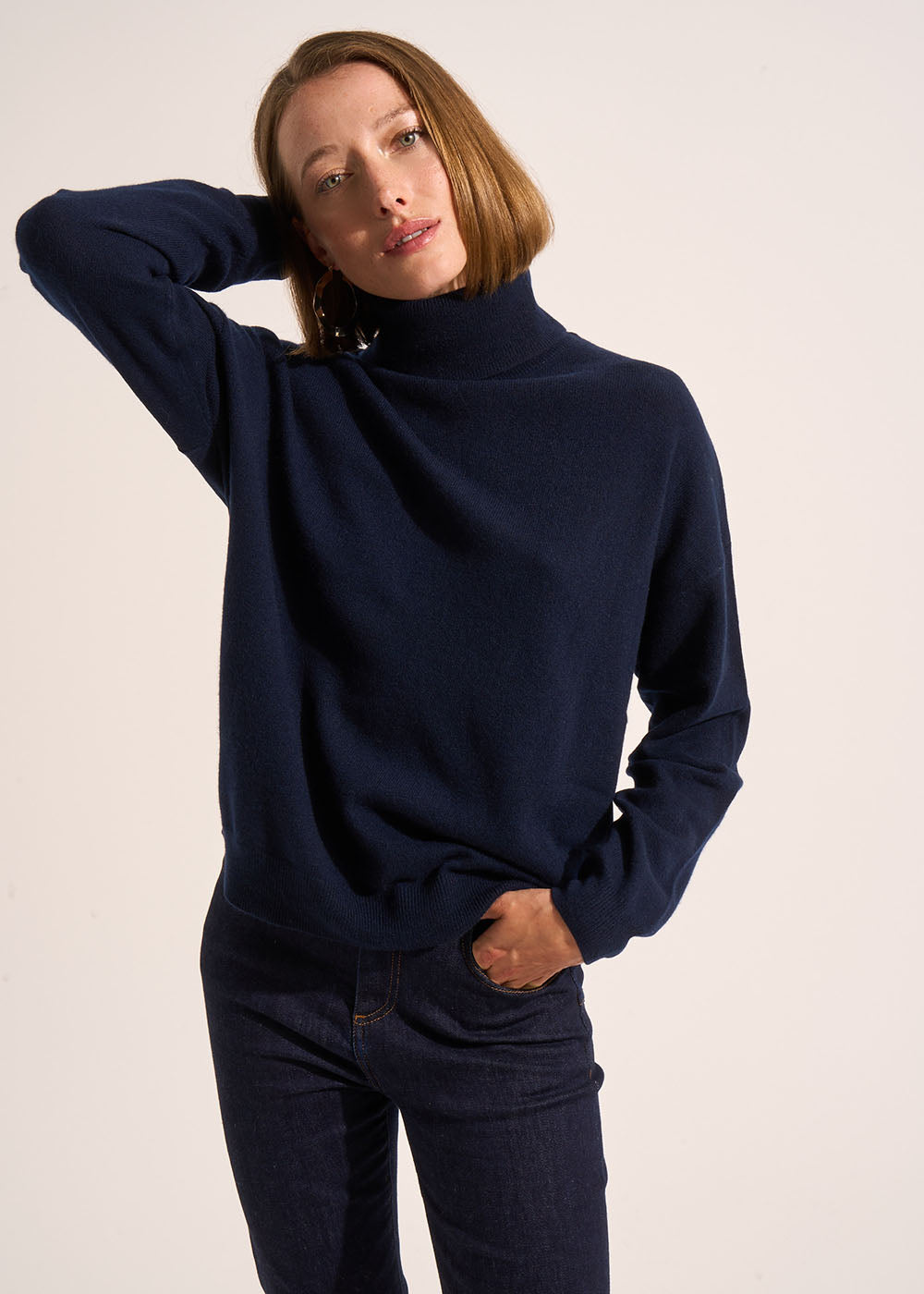 MAPOUPYA Long-sleeved loose-fitting cashmere turtleneck jumper - 1 - Sud Express - Sud Express