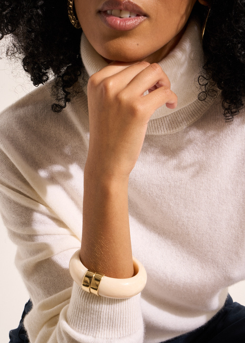 MAPOUPYA Long-sleeved loose-fitting cashmere turtleneck jumper - 4 - Sud Express - Sud Express