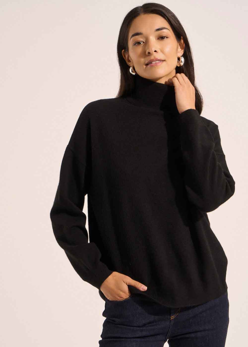 MAPOUPYA Long-sleeved loose-fitting cashmere turtleneck jumper - 1 - Sud Express - Sud Express