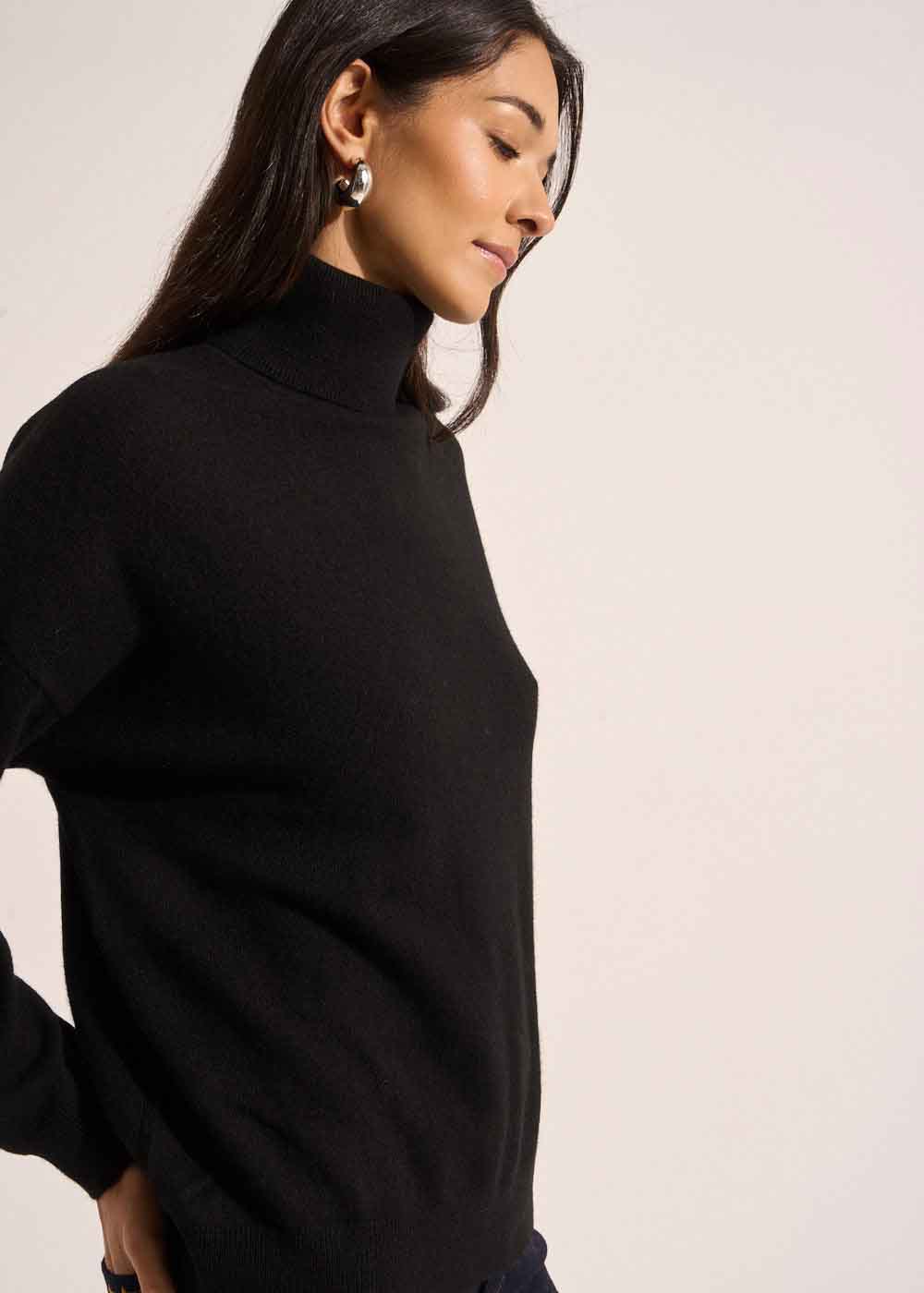 MAPOUPYA Long-sleeved loose-fitting cashmere turtleneck jumper - 4 - Sud Express - Sud Express