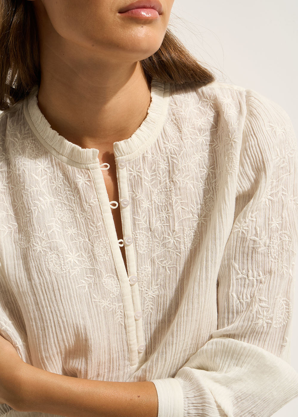 TADOULI Blouse in embroidered cotton double gauze with long sleeves - 2 - Sud Express - Sud Express