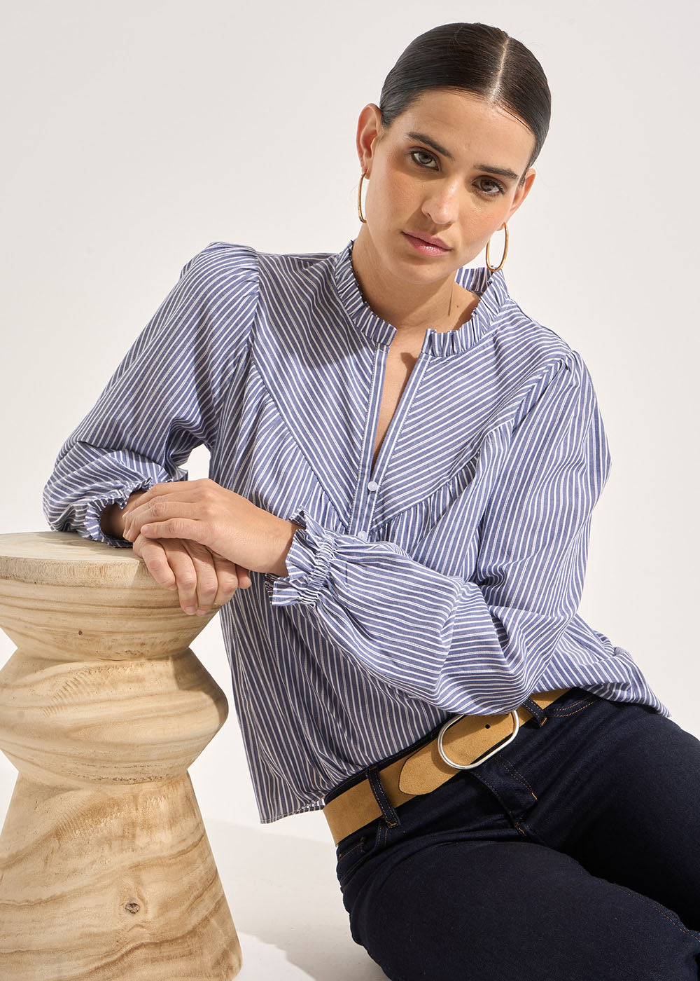 TONIMO Loose-fitting striped cotton blouse with Tunisian neckline - 4 - Sud Express - Sud Express