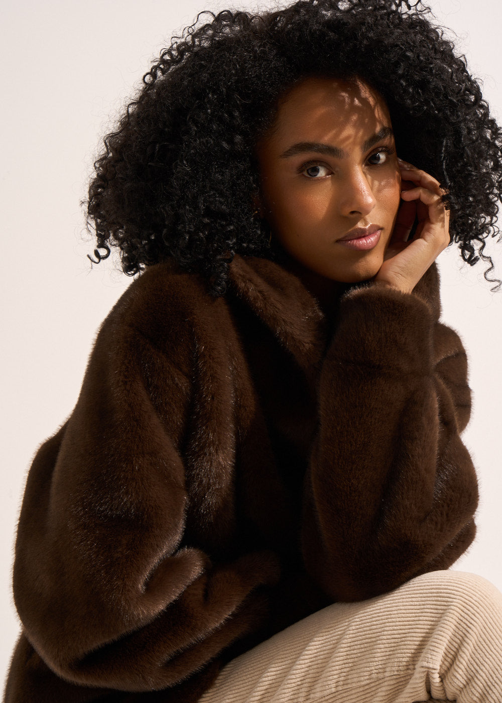 MICHALYNA Mid-length faux fur coat with hood - 2 - Sud Express - Sud Express