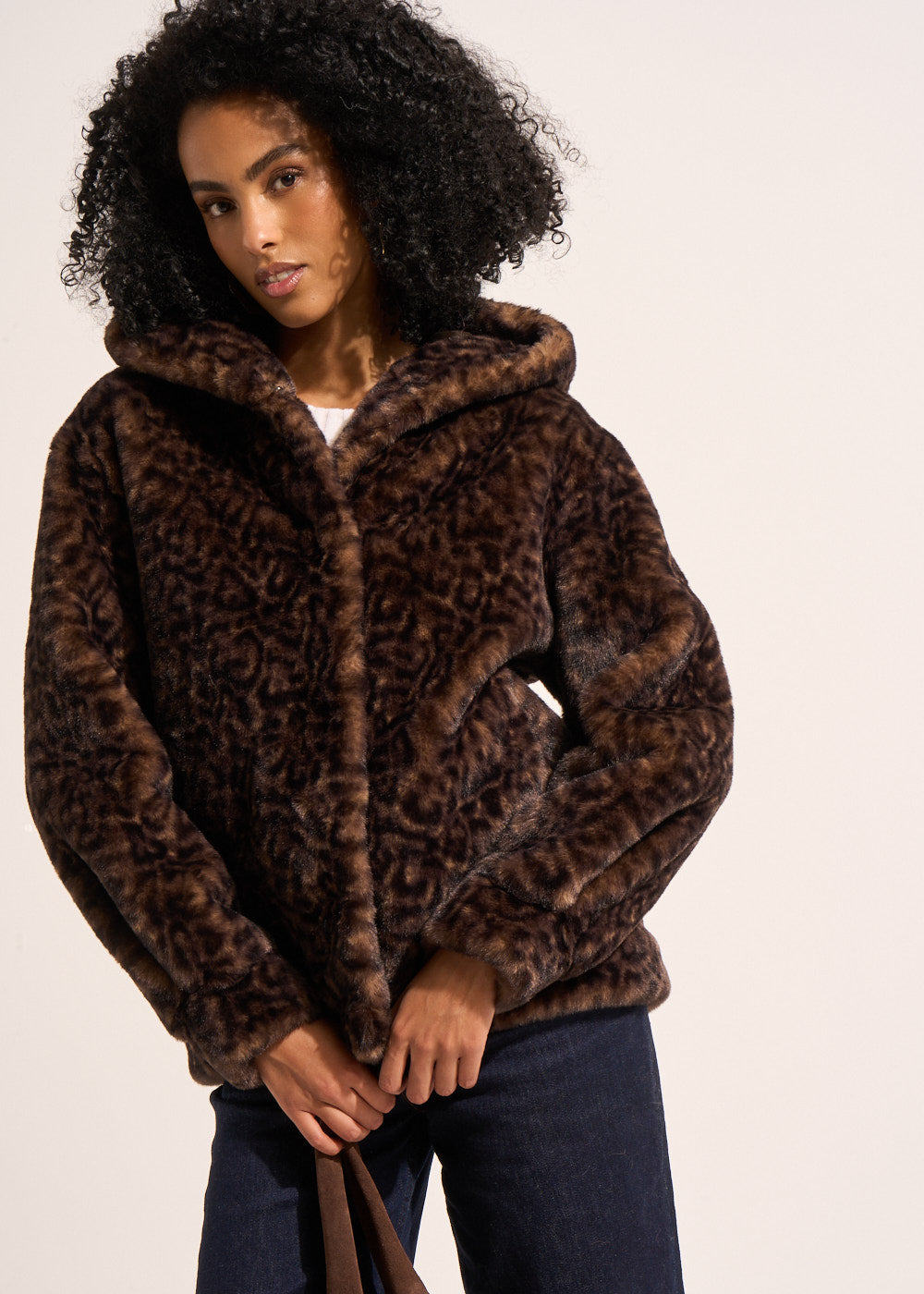 MICHALA Short faux leopard fur coat with hood - 1 - Sud Express - Sud Express