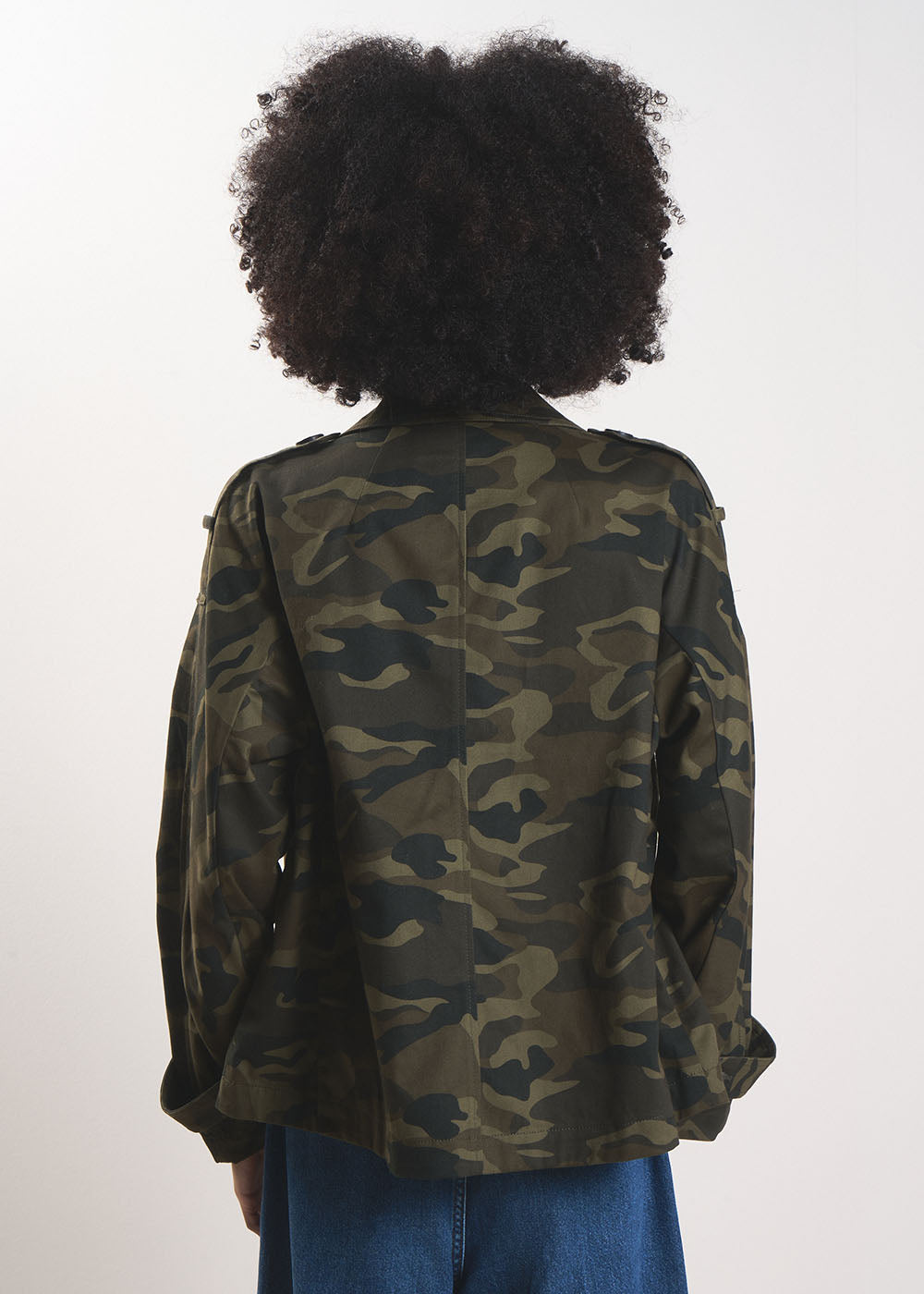 VENICO Short cotton trench coat with camouflage print - 3 - Sud Express - Sud Express