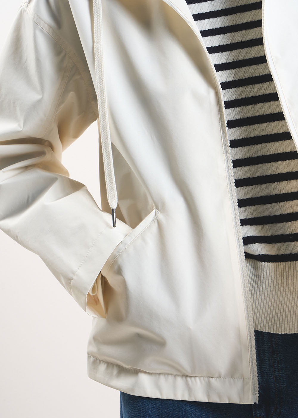 VARTAN Water-repellent raincoat with hood - 4 - Sud Express - Sud Express