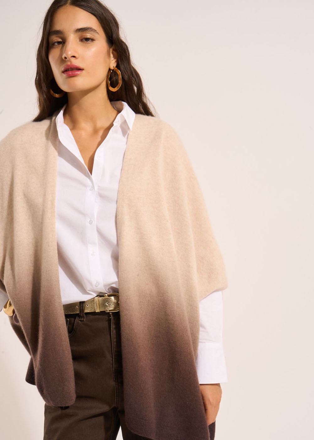 CHARLE Subtle Shine and Timeless Elegance - 2 - Sud Express - Sud Express