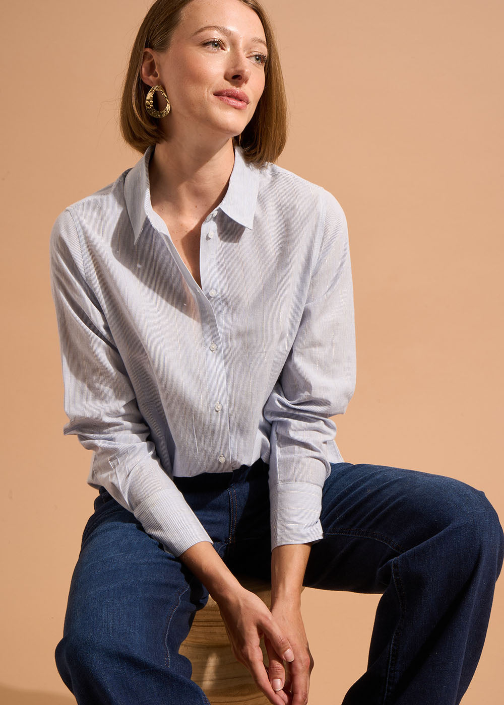 CORES Fitted cotton shirt with sky blue stripes and lurex thread - 4 - Sud Express - Sud Express