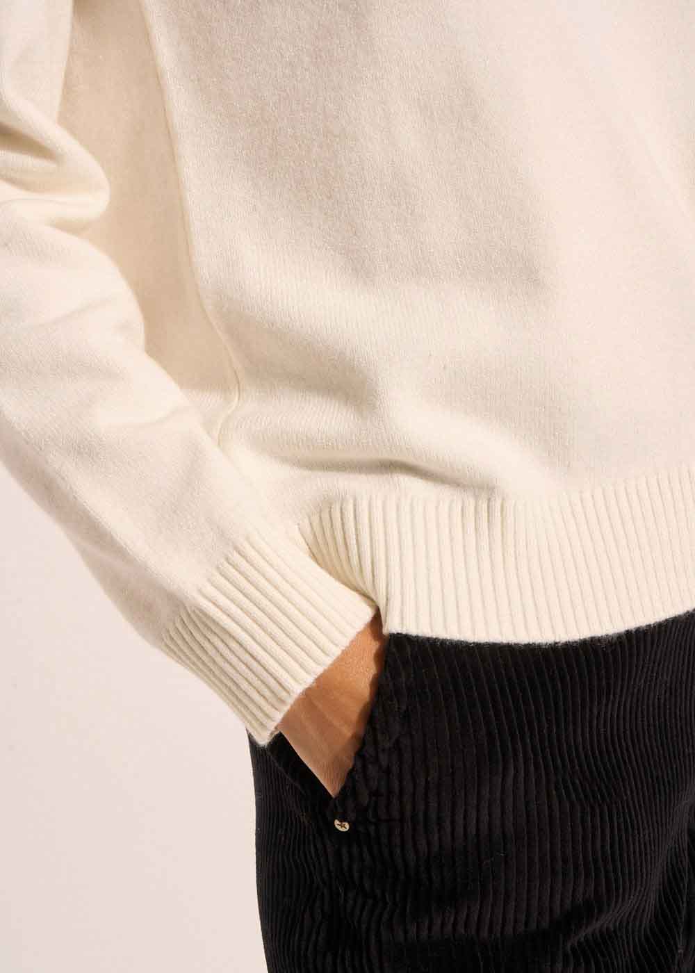 MANOR Boxy V-neck sweater - 4 - Sud Express - Sud Express