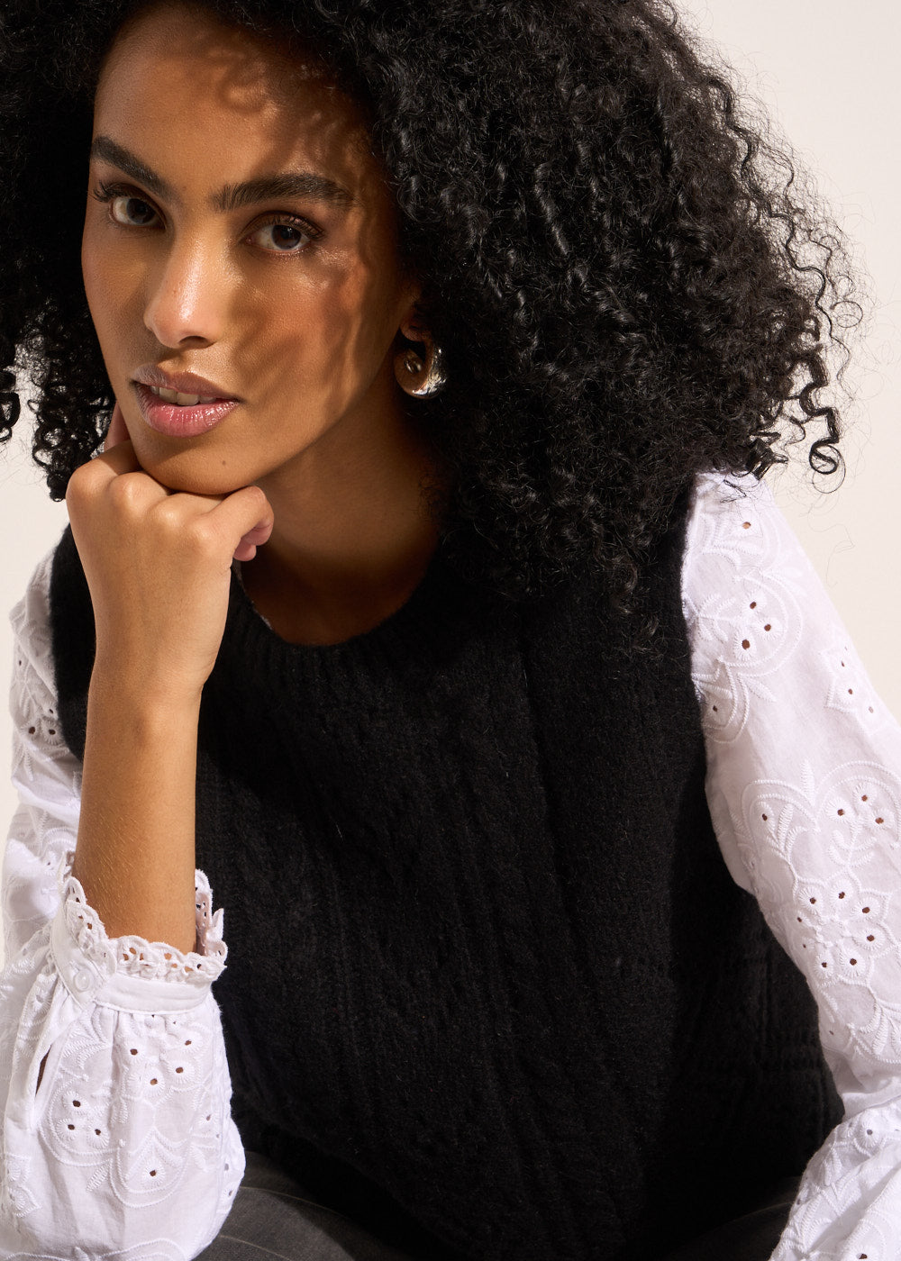 MEZZA Sleeveless jumper with round neck and dot pattern - 2 - Sud Express - Sud Express