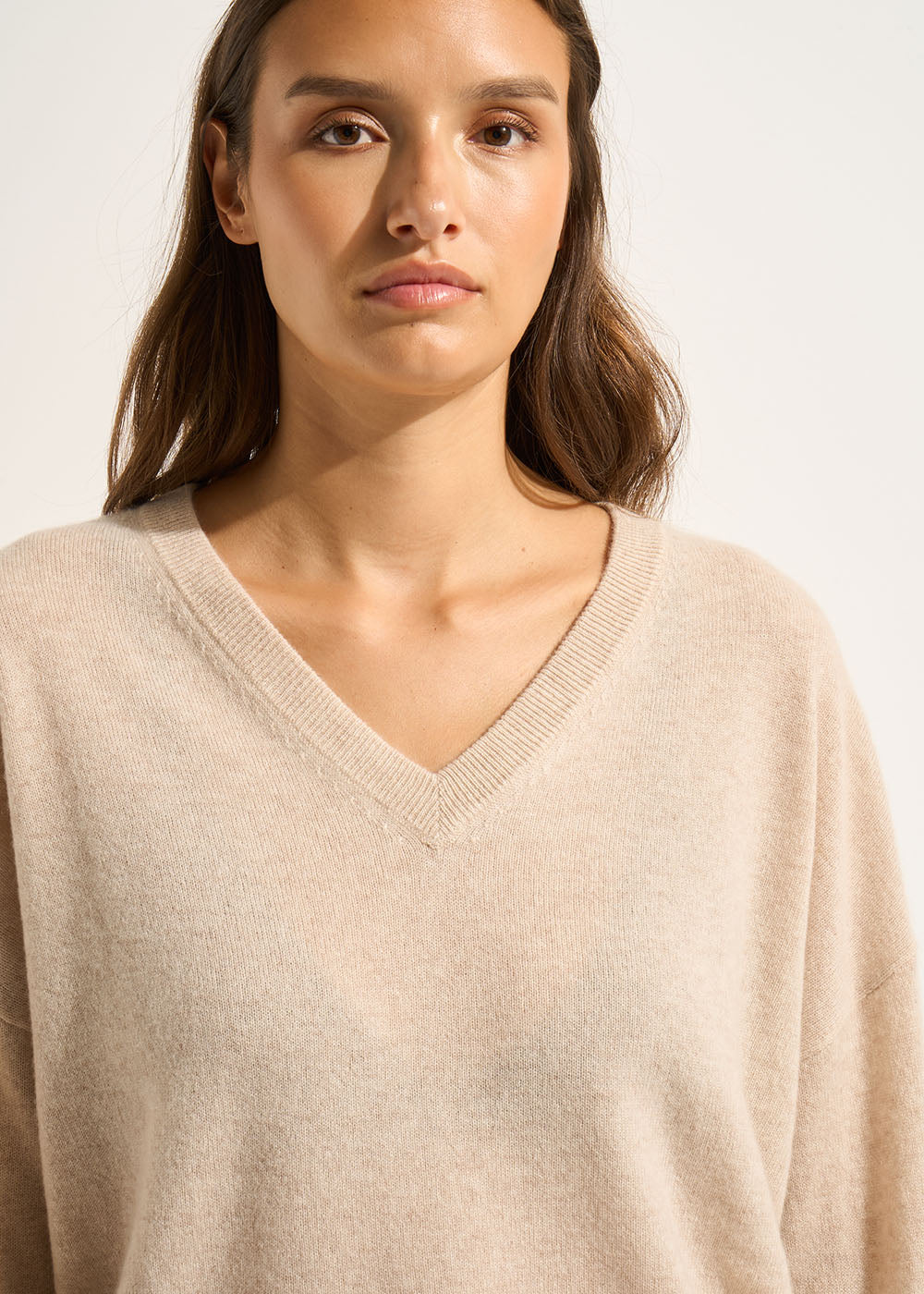 MAPOUPYNOU Long-sleeved cashmere V-neck jumper - 2 - Sud Express - Sud Express