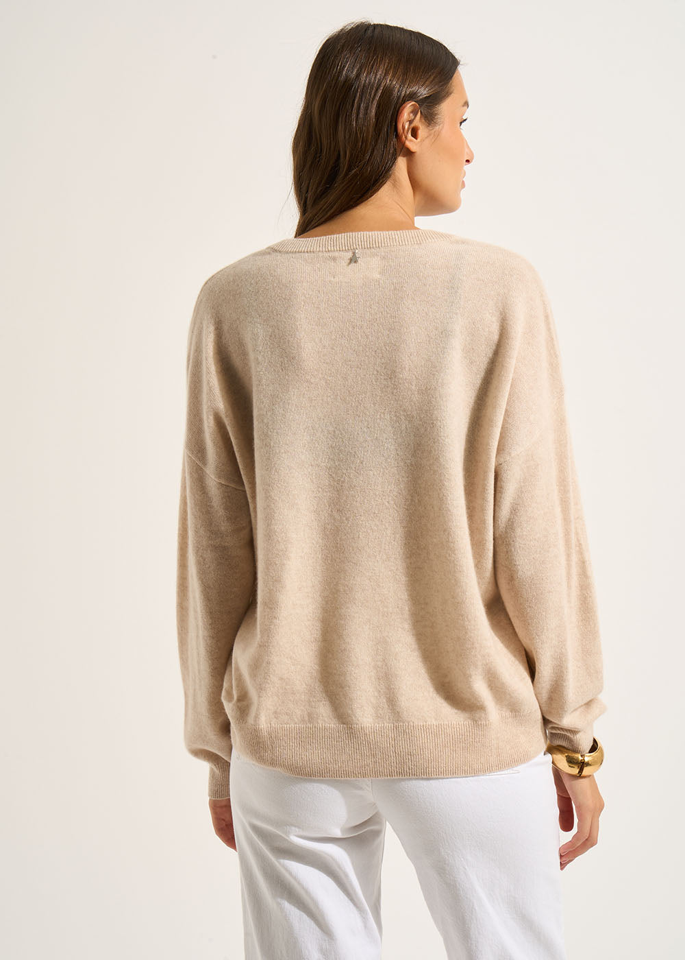 MAPOUPYNOU Long-sleeved cashmere V-neck jumper - 3 - Sud Express - Sud Express