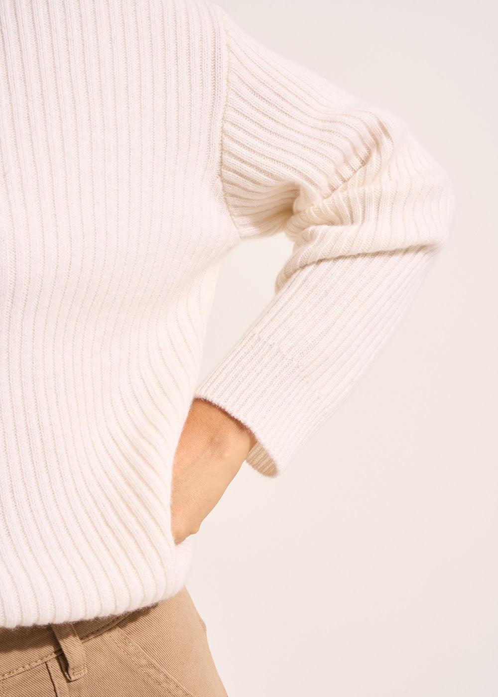 MELISANE Ribbed cashmere crew neck sweater - 4 - Sud Express - Sud Express
