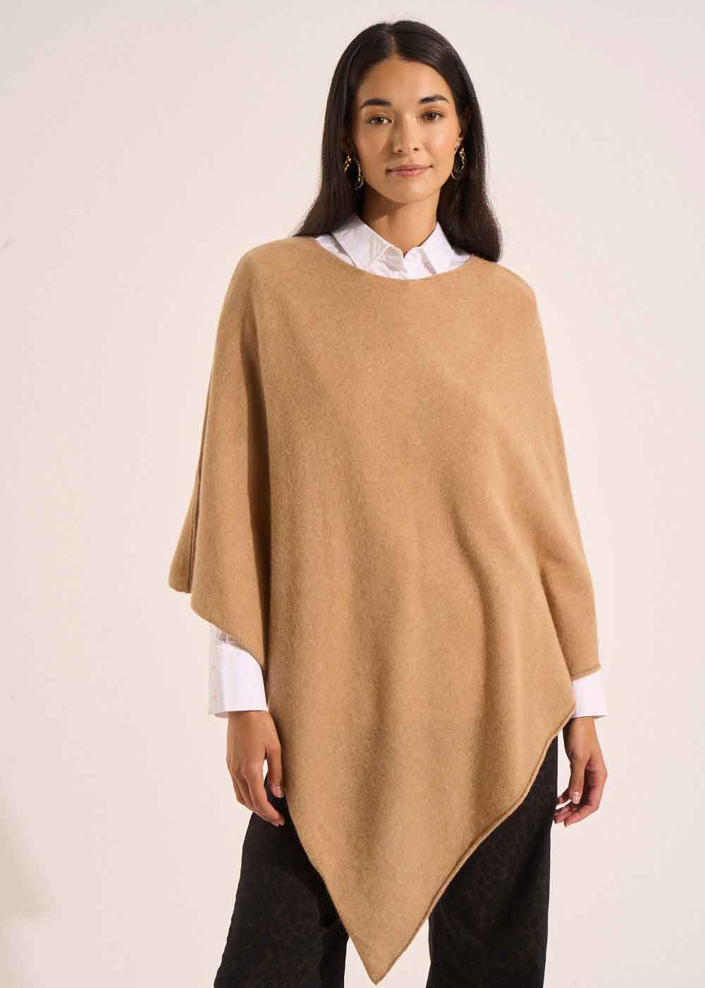 PAULENE Loose-fitting cashmere poncho - 1 - Sud Express - Sud Express
