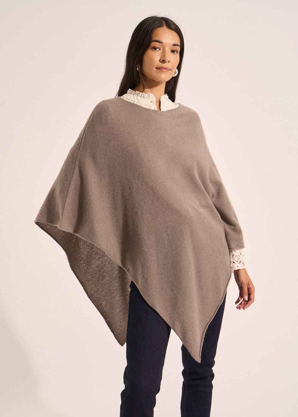 PAULENE Loose-fitting cashmere poncho - 1 - Sud Express - Sud Express