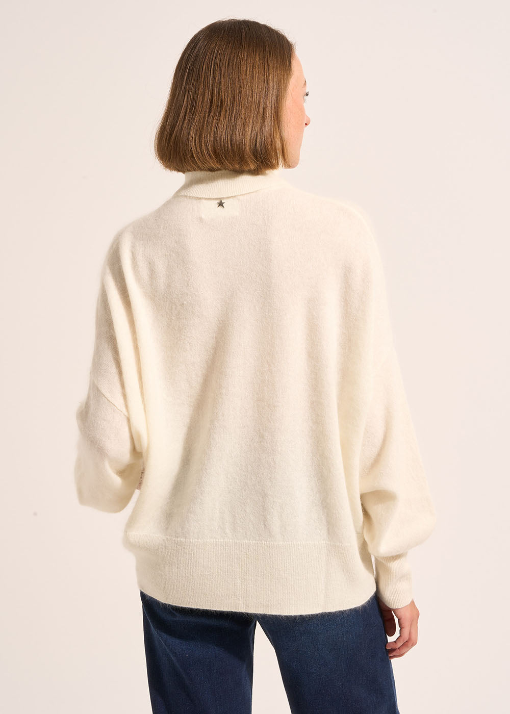 MARELLE Loose-fitting turtleneck jumper - 3 - Sud Express - Sud Express