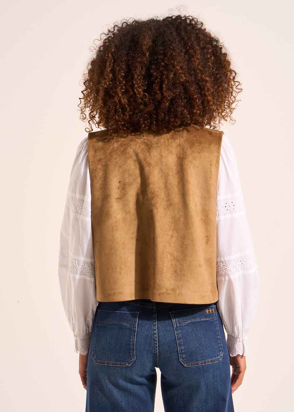 GAMBITO Sleeveless vest in light faux suede - 3 - Sud Express - Sud Express