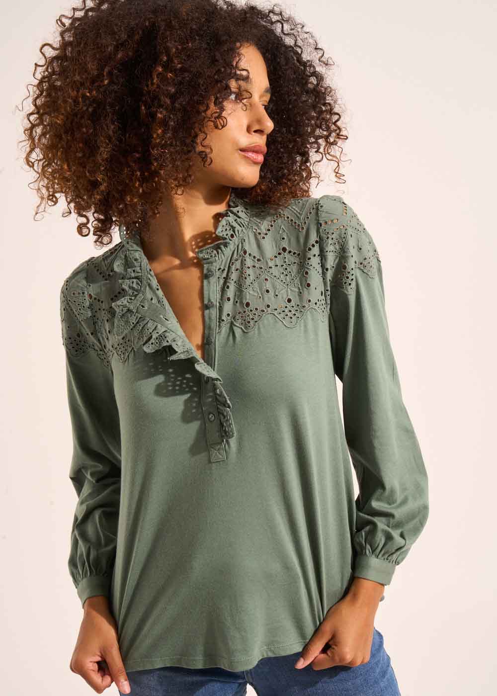 Jersey top with embroidered details - Sud Express - 5 - Sud Express