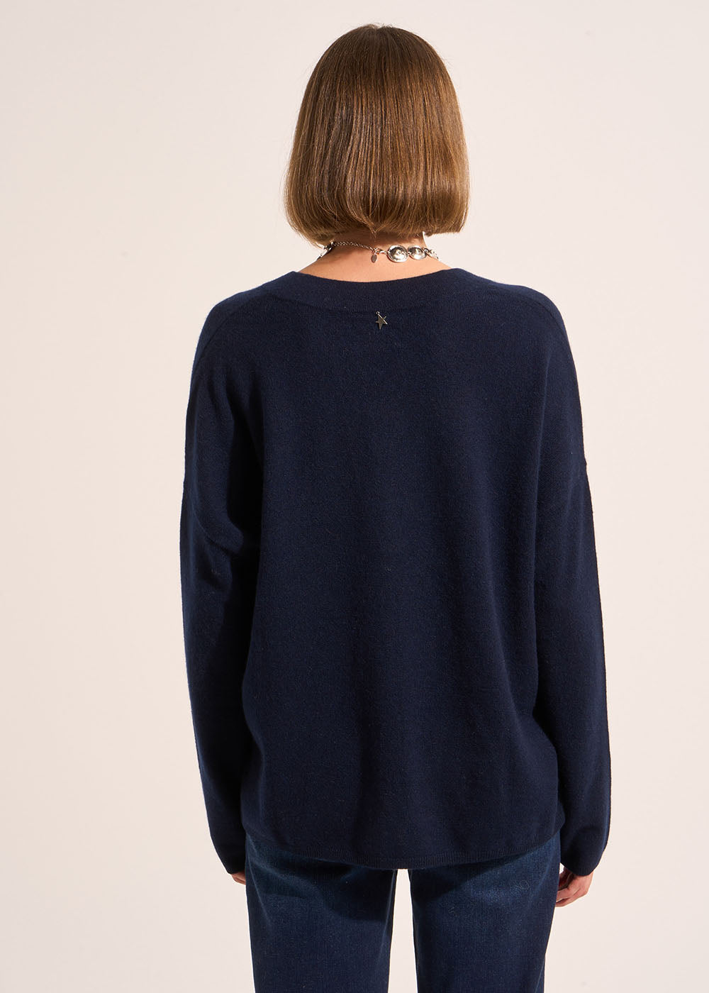MAMALIOU Loose-fitting cashmere jumper with a Tunisian collar - 3 - Sud Express - Sud Express