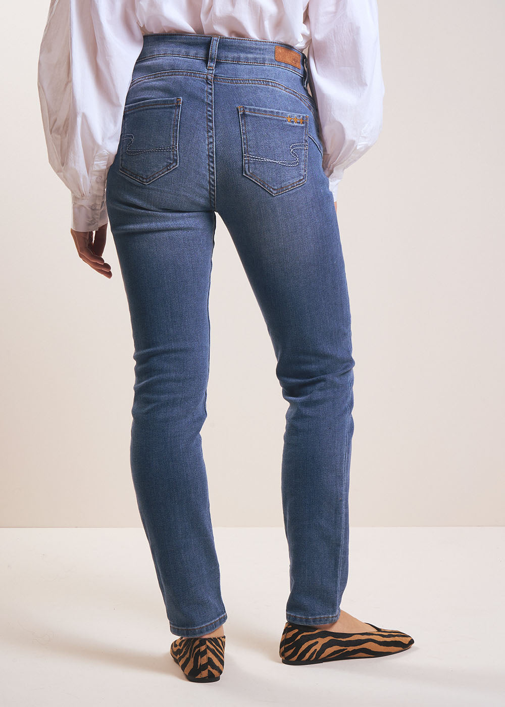 STELLA Five-pocket slim jeans - 3 - Sud Express - Sud Express