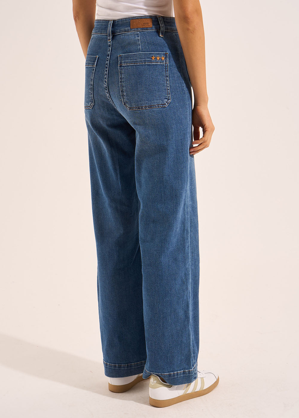 Wide-leg jeans with cuffs and high waist - Sud Express - 6 - Sud Express