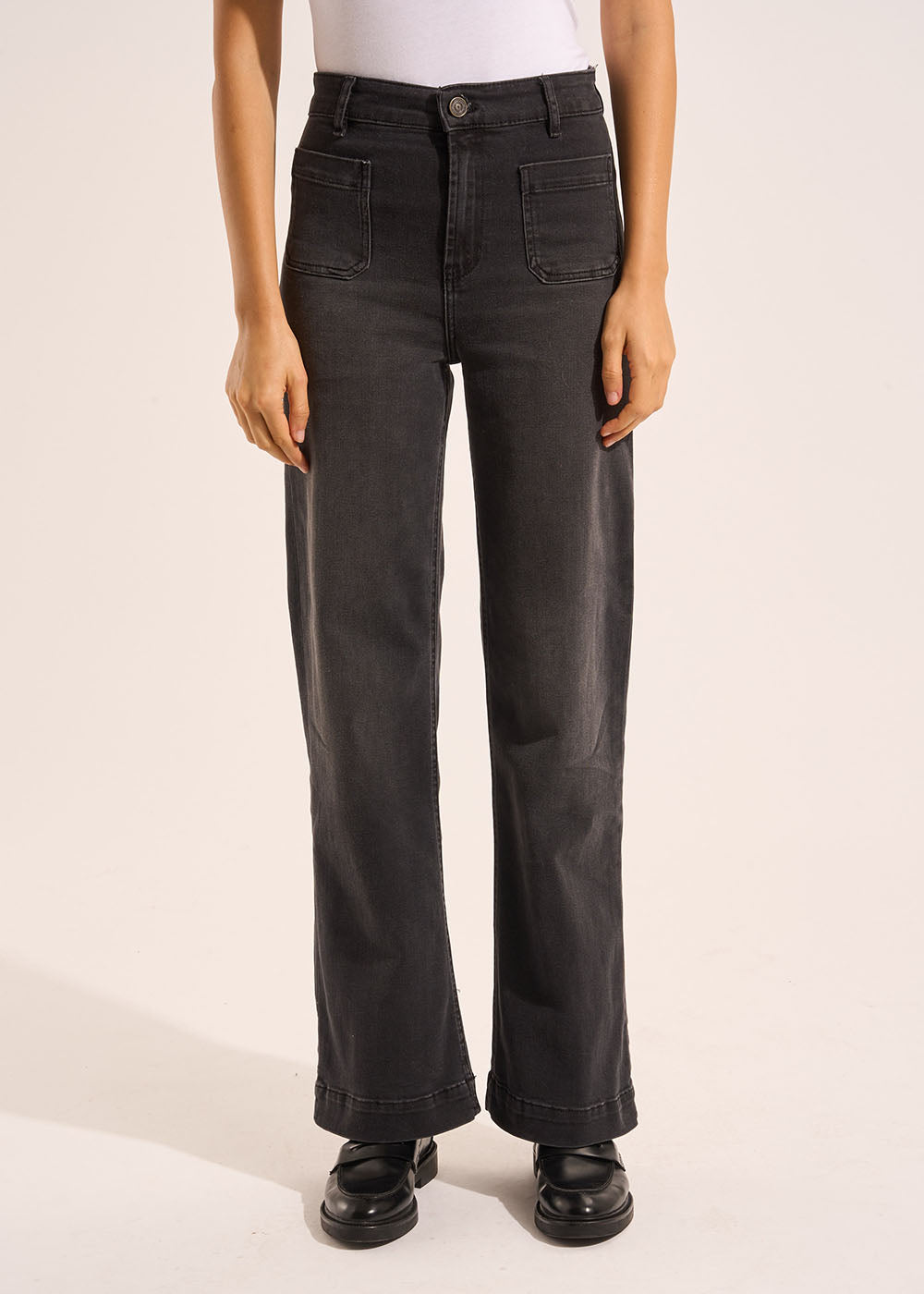 STACY BLACK STONE Wide-leg jeans with cuffs and high waist - 2 - Sud Express - Sud Express