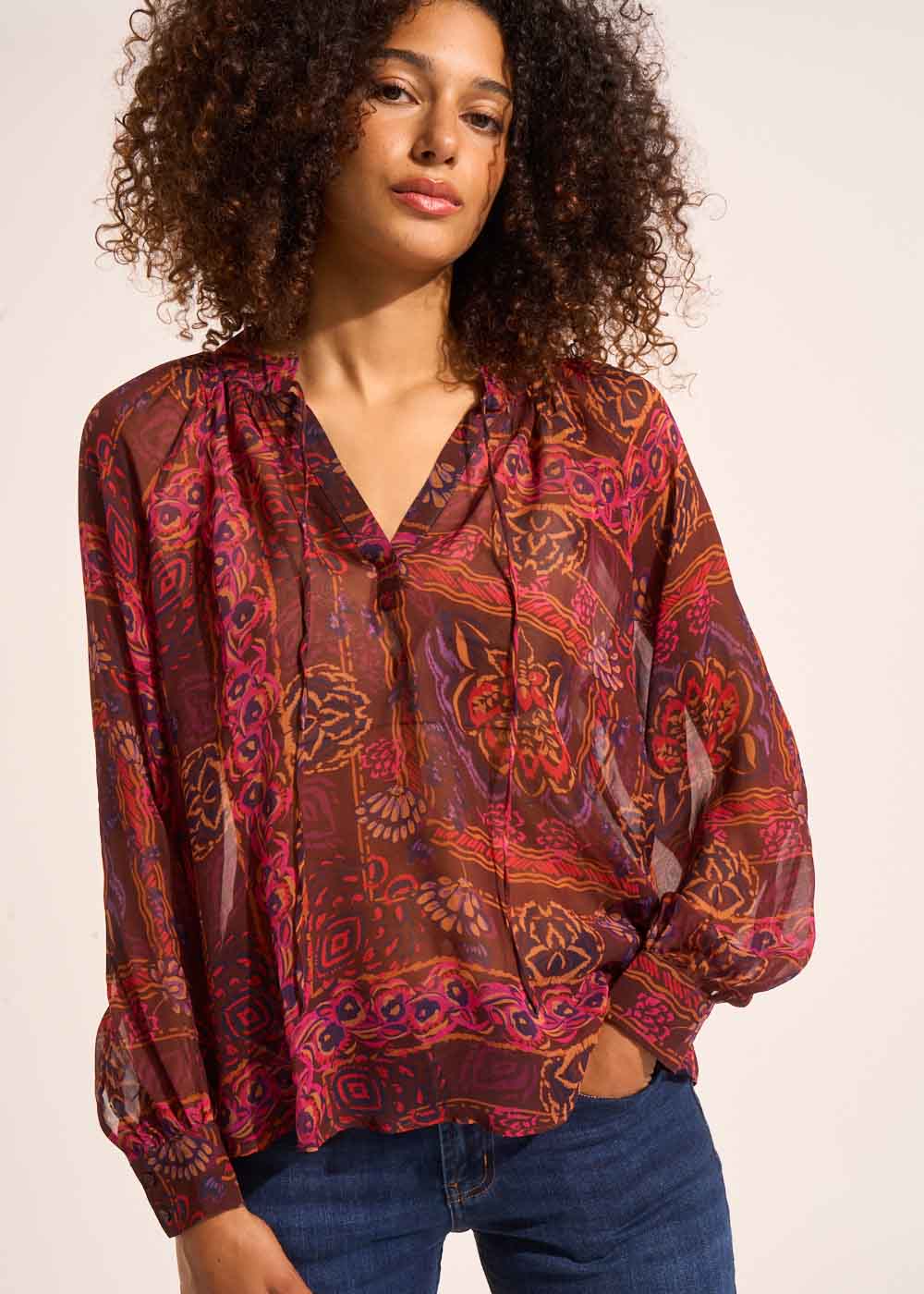 Printed flowing blouse with long puffed sleeves - Sud Express - 5 - Sud Express