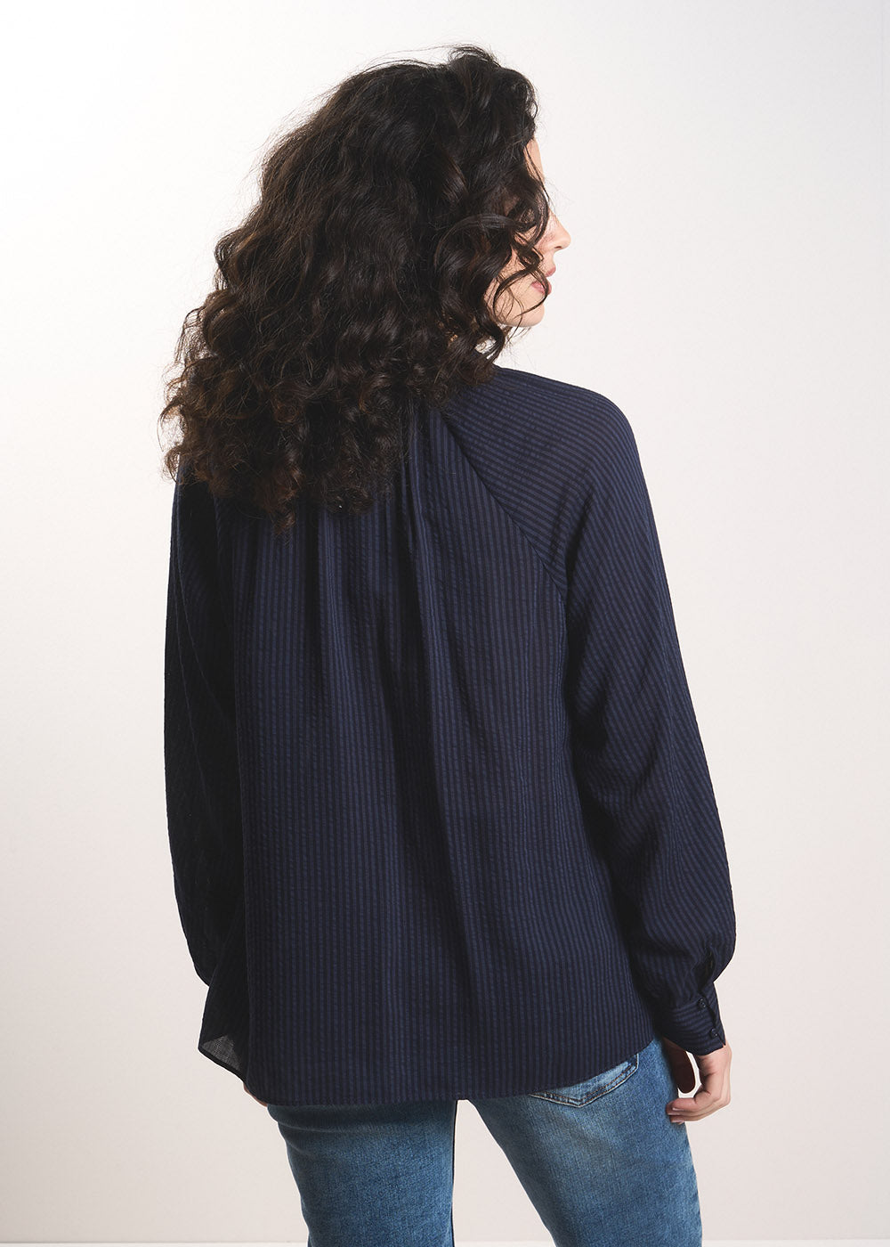 TITA Flowing blouse with a croquet collar and raglan sleeves - 3 - Sud Express - Sud Express