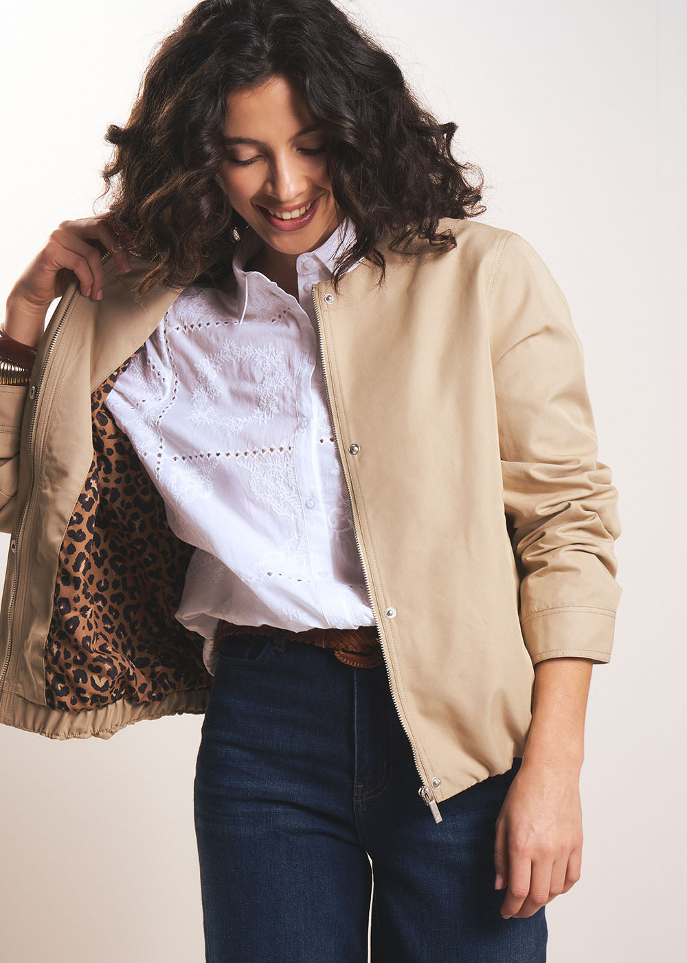 VERTI Short jacket with a crew neck - 2 - Sud Express - Sud Express