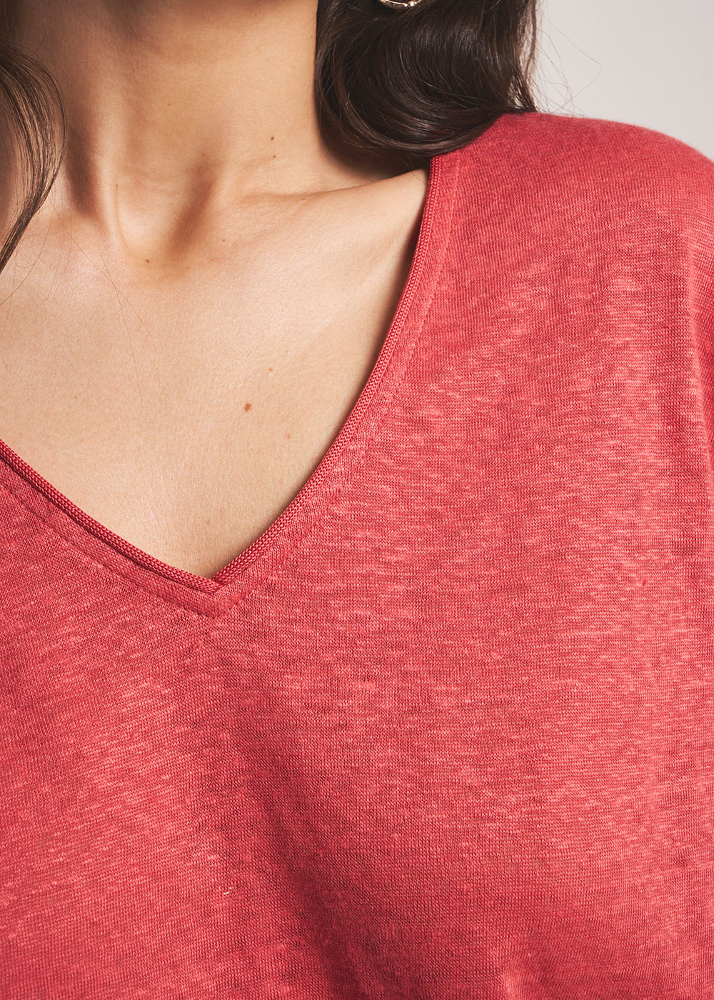 DARIALY Linen V-neck tank top - 2 - Sud Express - Sud Express