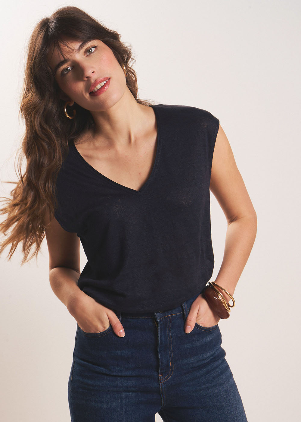 Linen V-neck tank top - Sud Express - 1 - Sud Express