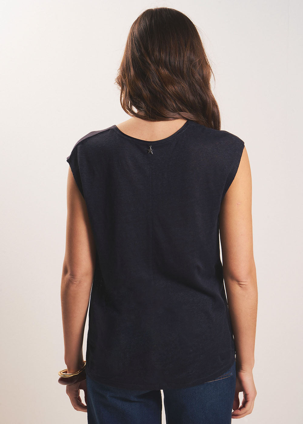 DARIALY Linen V-neck tank top - 3 - Sud Express - Sud Express