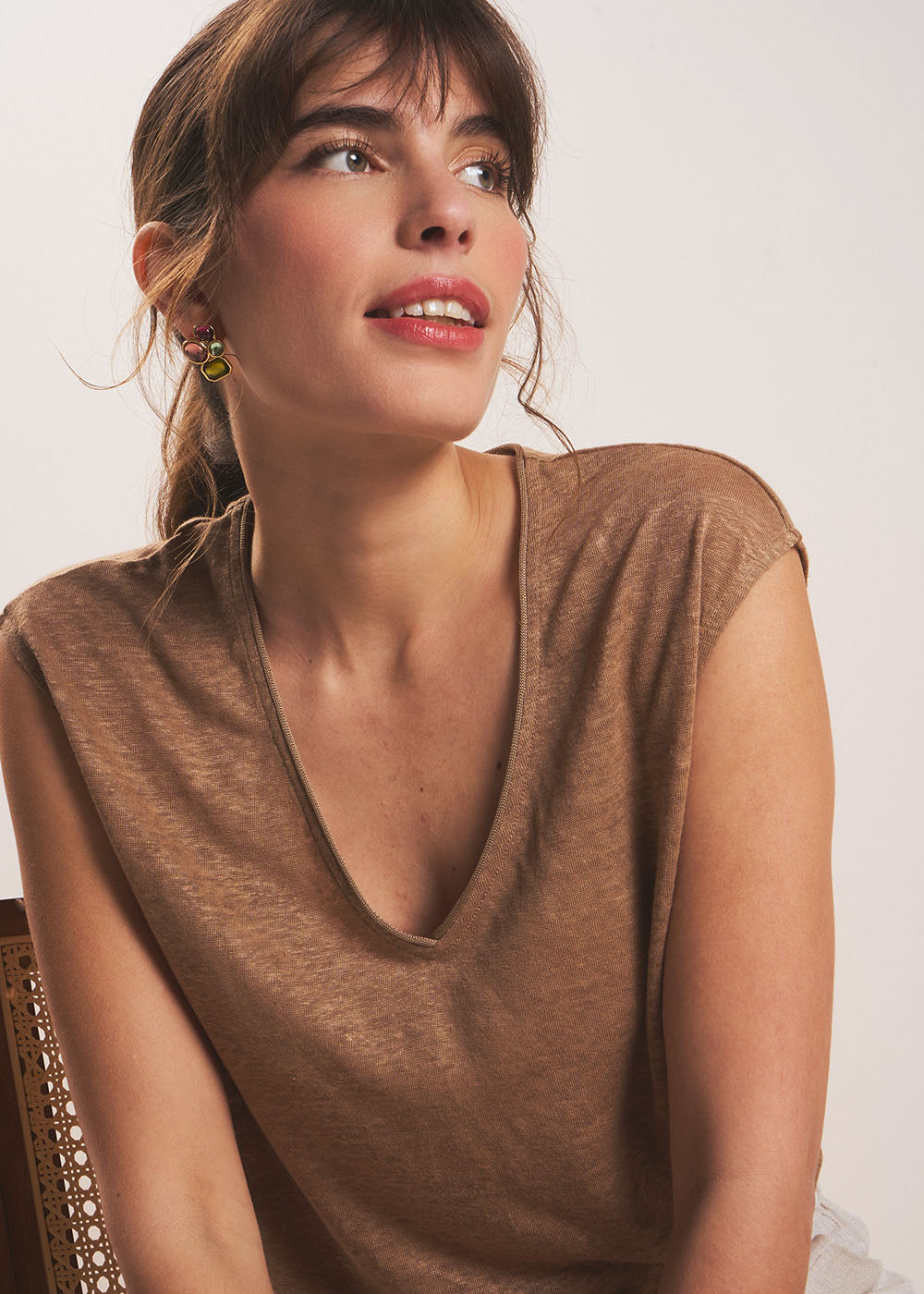 DARIALY Linen V-neck tank top - 2 - Sud Express - Sud Express