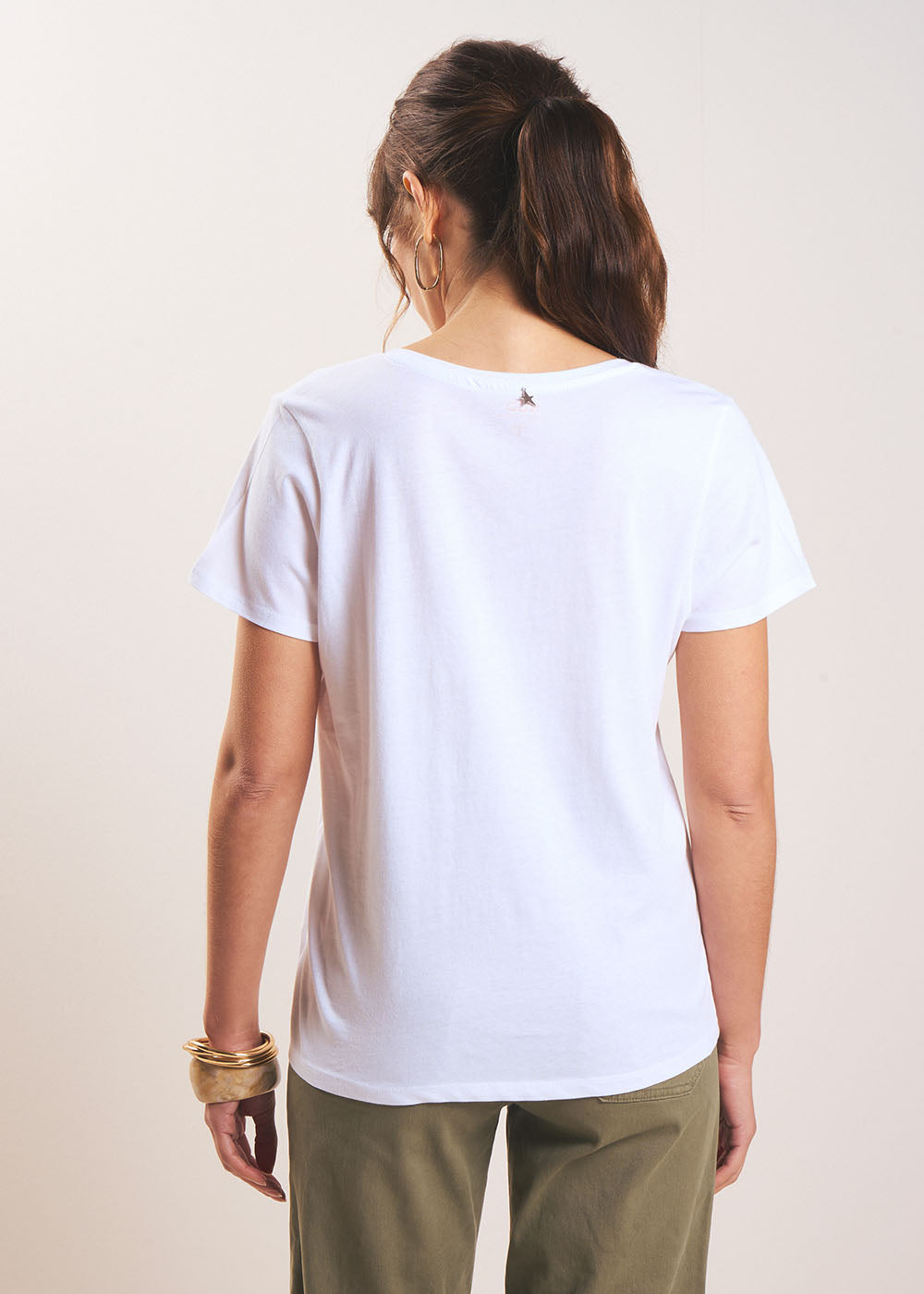 TORIA Cotton V-neck T-shirt - 3 - Sud Express - Sud Express