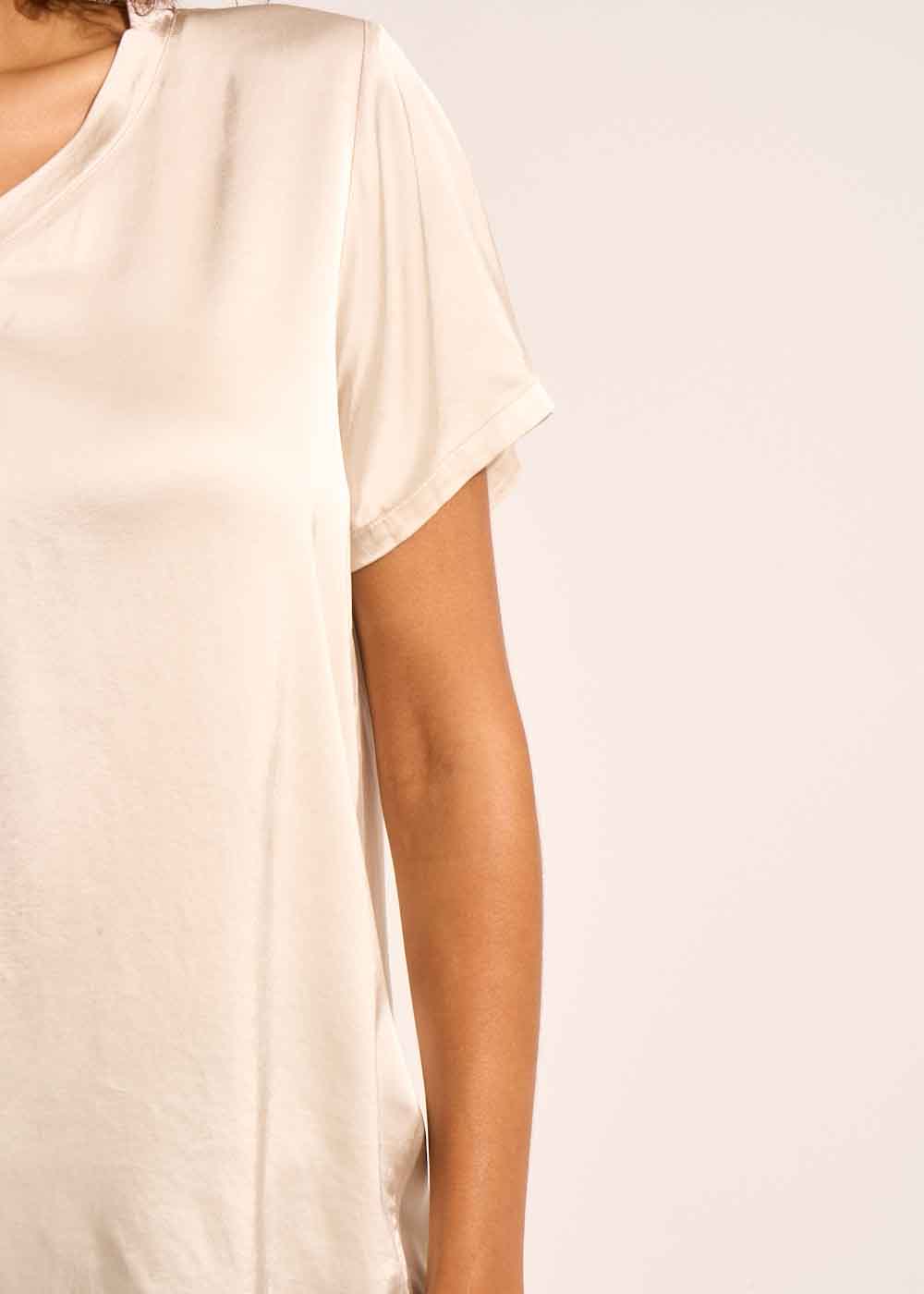 Short-sleeved V-neck T-shirt - Sud Express - 4 - Sud Express