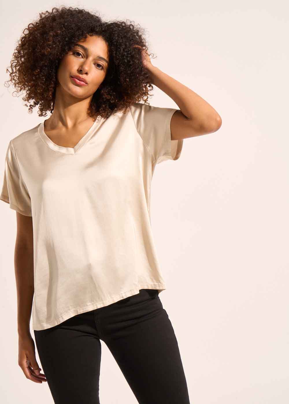 Short-sleeved V-neck T-shirt - Sud Express - 5 - Sud Express
