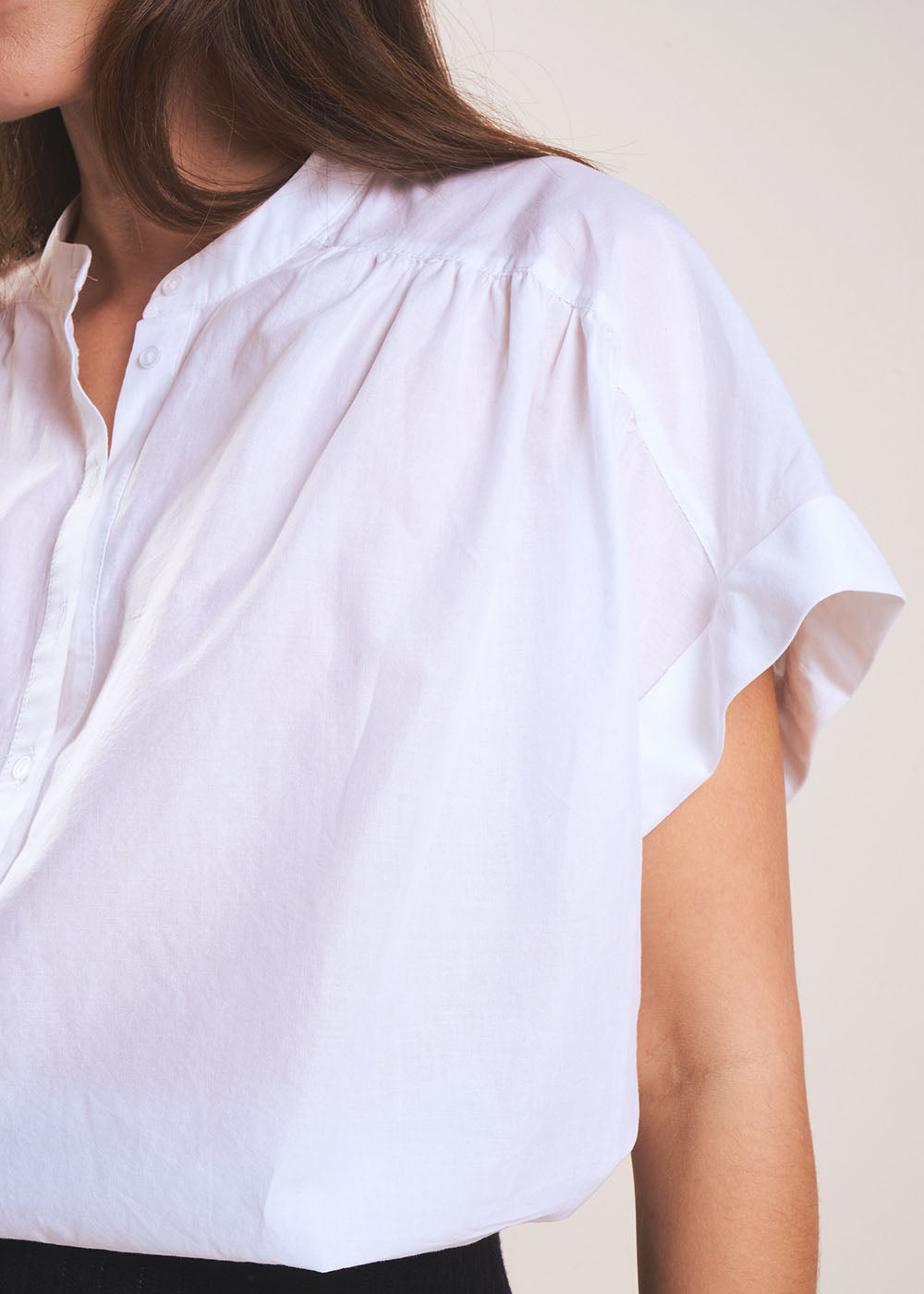 CELINIE Short-sleeved blouse with long button placket - 2 - Sud Express - Sud Express