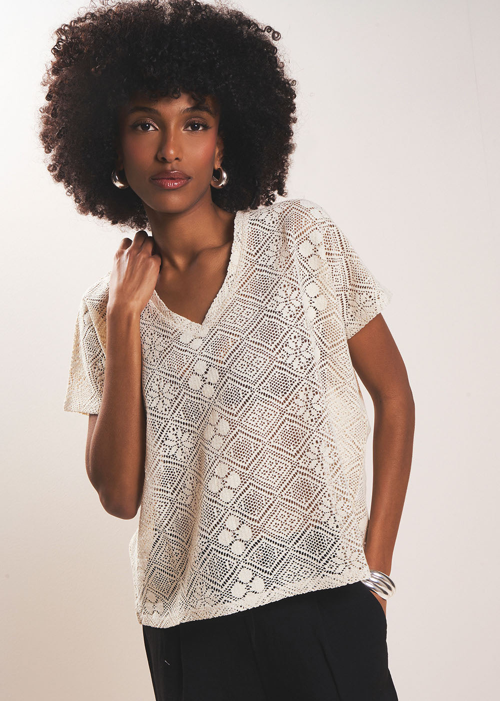 TASIANY Fine lace V-neck T-shirt - 1 - Sud Express - Sud Express