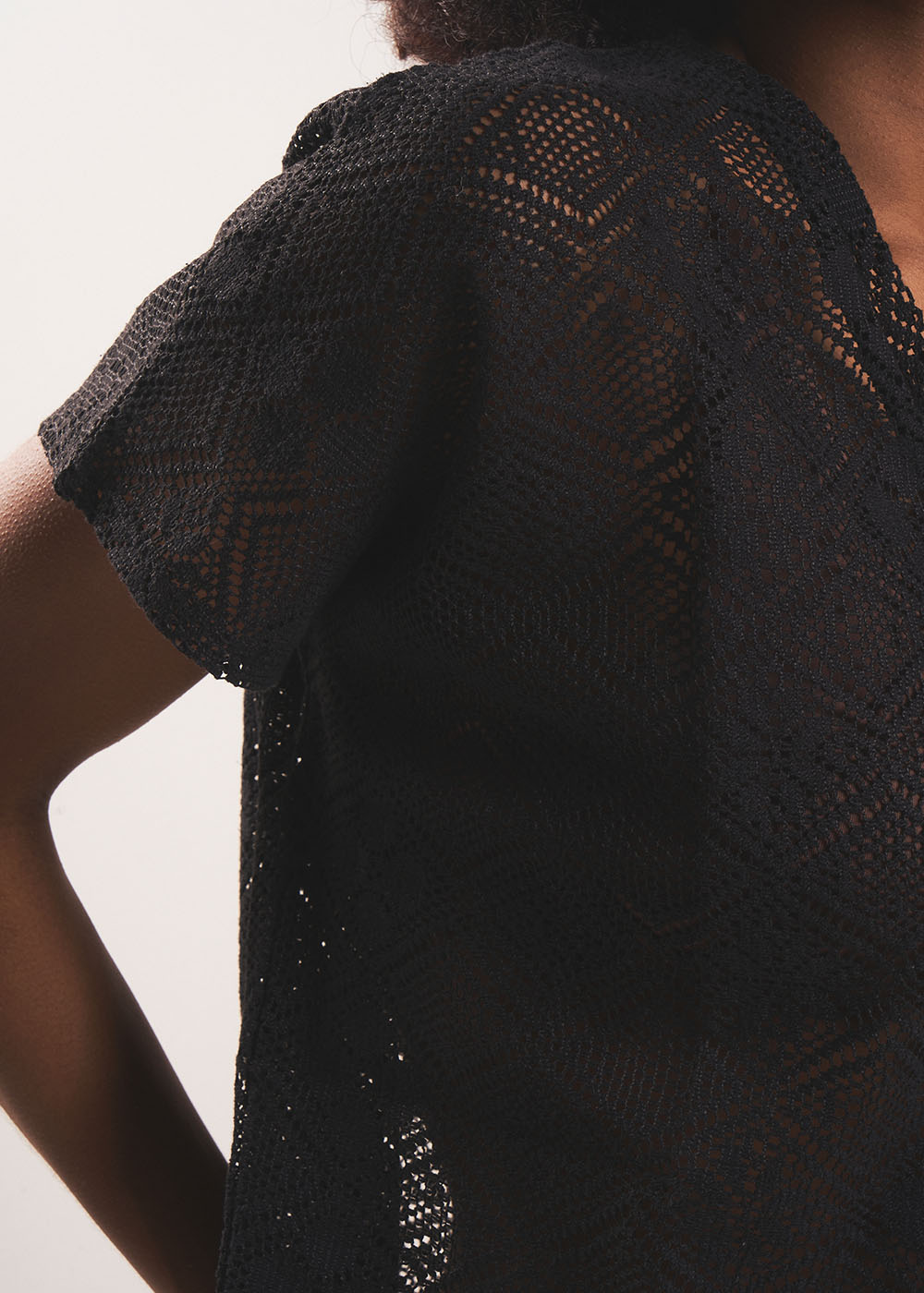 TASIANY Fine lace V-neck T-shirt - 4 - Sud Express - Sud Express