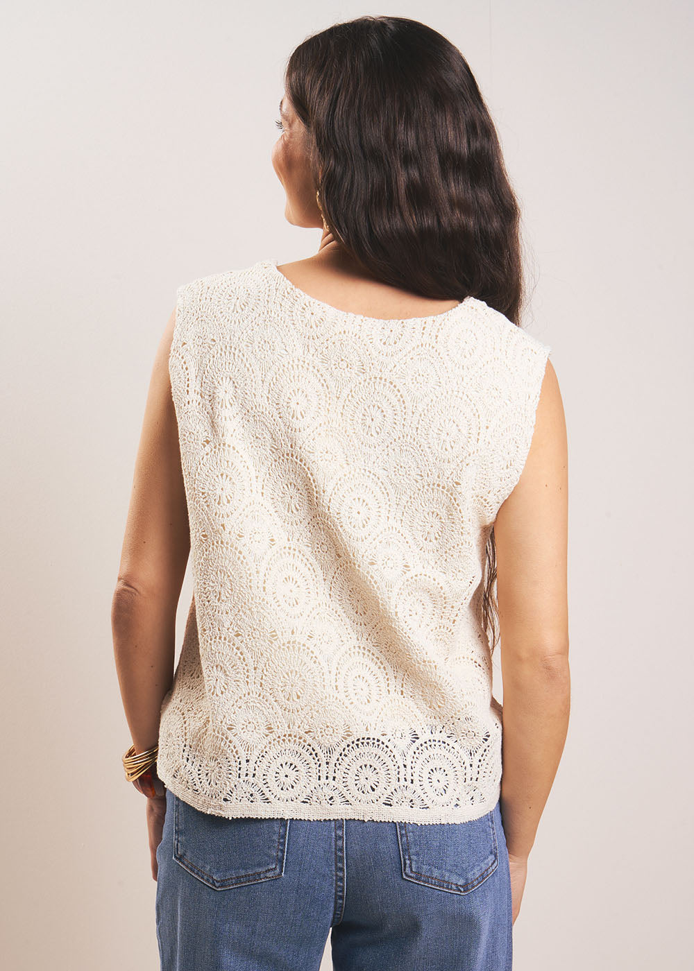TYASEM Guipure lace V-neck top - 3 - Sud Express - Sud Express