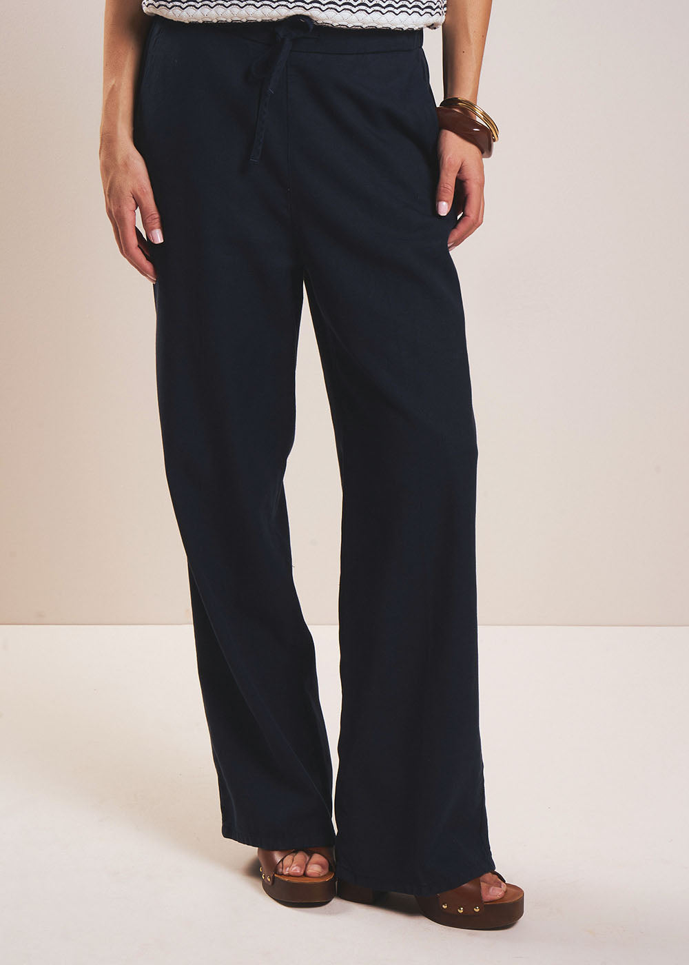 POLY High-waisted straight-leg trousers - 2 - Sud Express - Sud Express